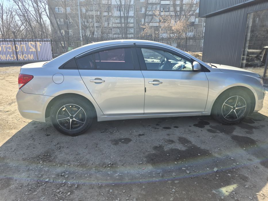 Продам Машину Шевролет круз