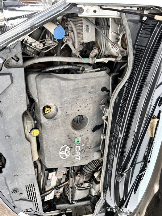 Тойота Корола Версо.D-4D. 177к.с.На!части!Toyota corolla verso 2.2.D-4