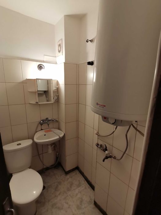 Дава се под наем Двустаен апартамент в Бургас, Братя Миладинови - 58 кв.м за 357 € - Снимка #3