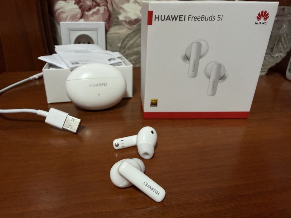 Наушники HUAWEI FreeBuds 5i