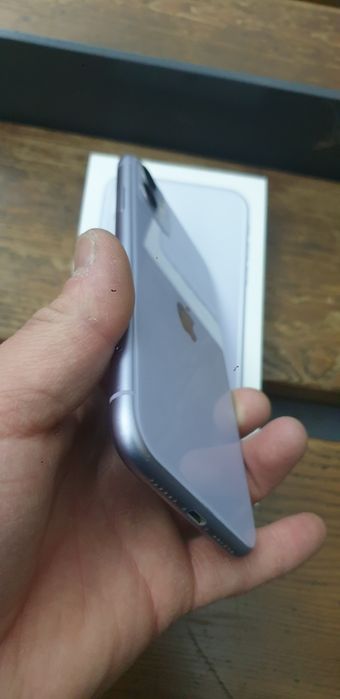 Продам айфон 11 128гиг