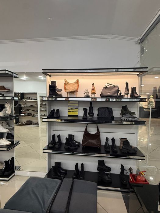 Продается отдел обуви