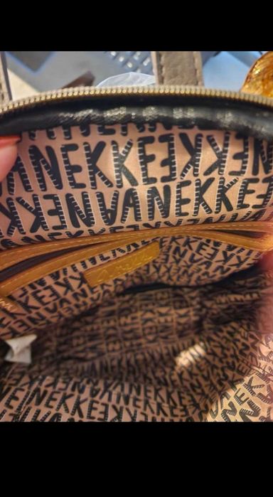 Нова раница Анике