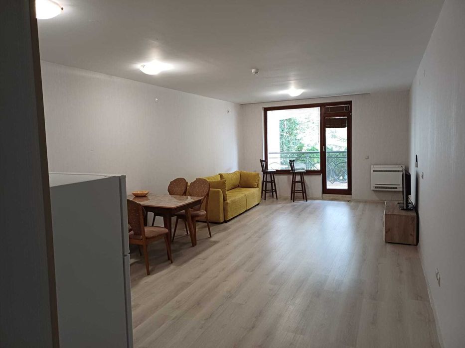 Голям Двустаен обзаведен апартамент