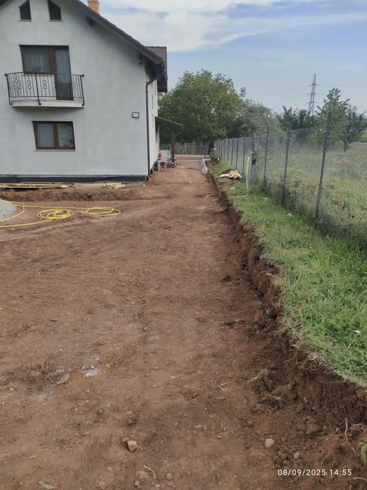 Donez pamant,nu ofer incarcare si transport