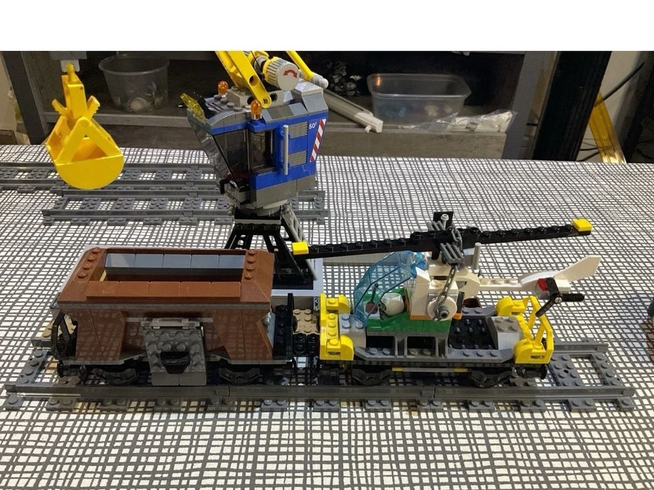 Lego  Heavy Haul Train 60098
