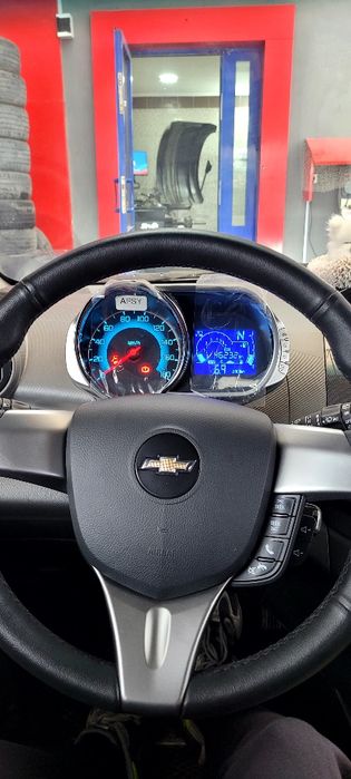 продаётся автомобиль спарк