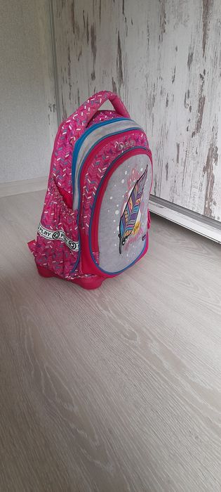 Раница  - момиче