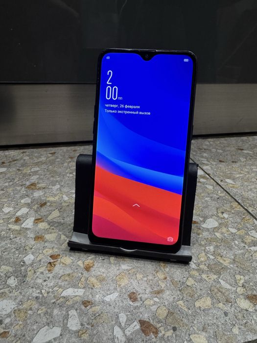 Продаю сотовый телефон