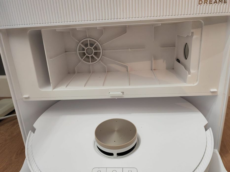 Robot aspirator Dreame ultra L20