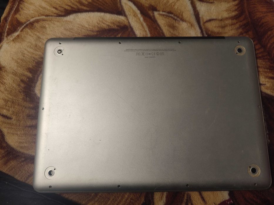 E folosit e an 2010 cred