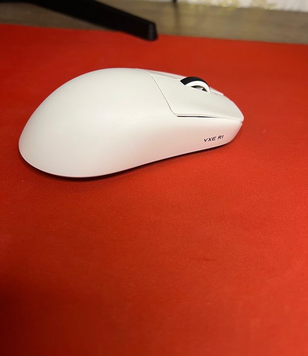 Срочно продам сетап Aula F75, VXE R1