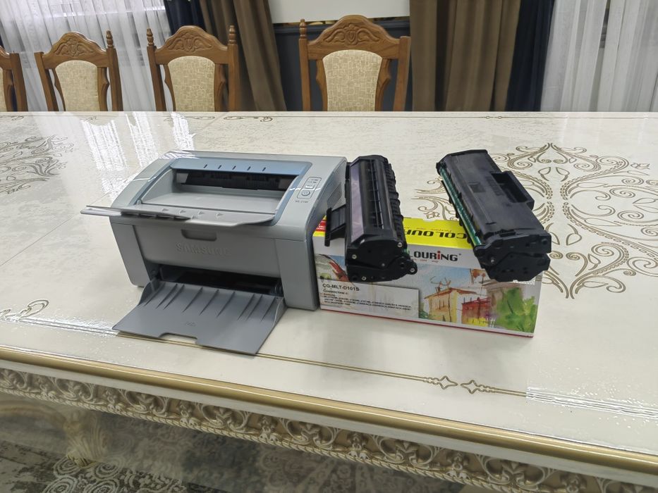 Принтер лазерный Samsung+2 картриджа