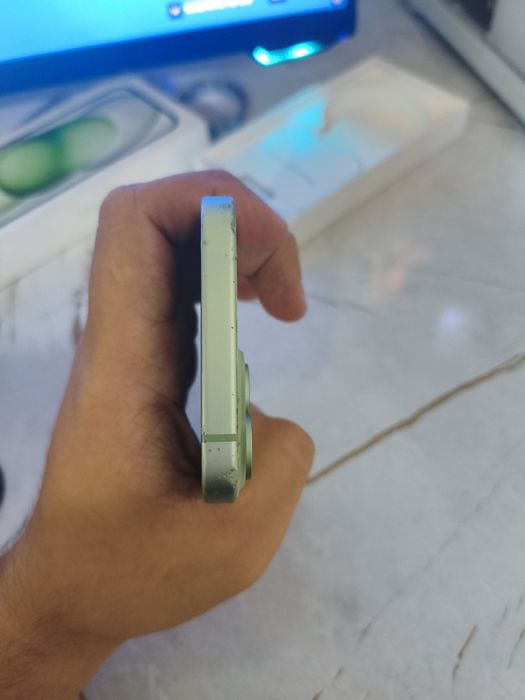 Продам/обменяю Iphone 15 акб 88%, 128гб