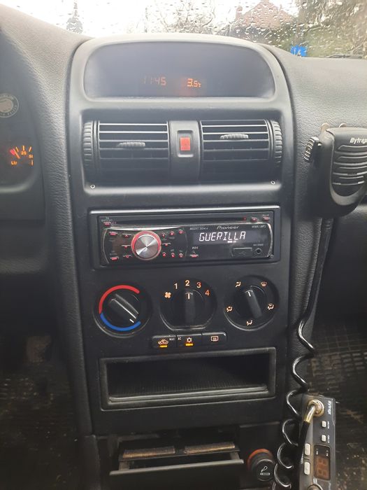 Vand Opel Astra Impecabil la SUPER PRET!