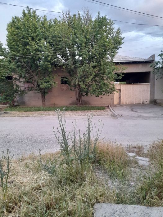 Uy Sotiladi Toshkent vloyati Yangiyol tumanida