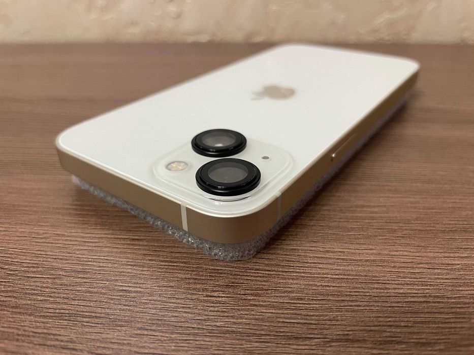 Смартфон Apple iPhone 13 128Gb Акб-100% Starlight