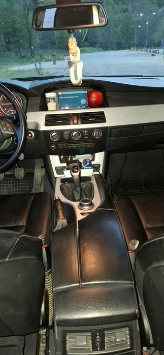 Vând bmw e61 2l diesel 163 cp