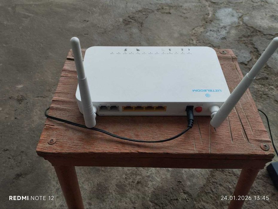 Модем-роутер Wi-Fi  ZTE