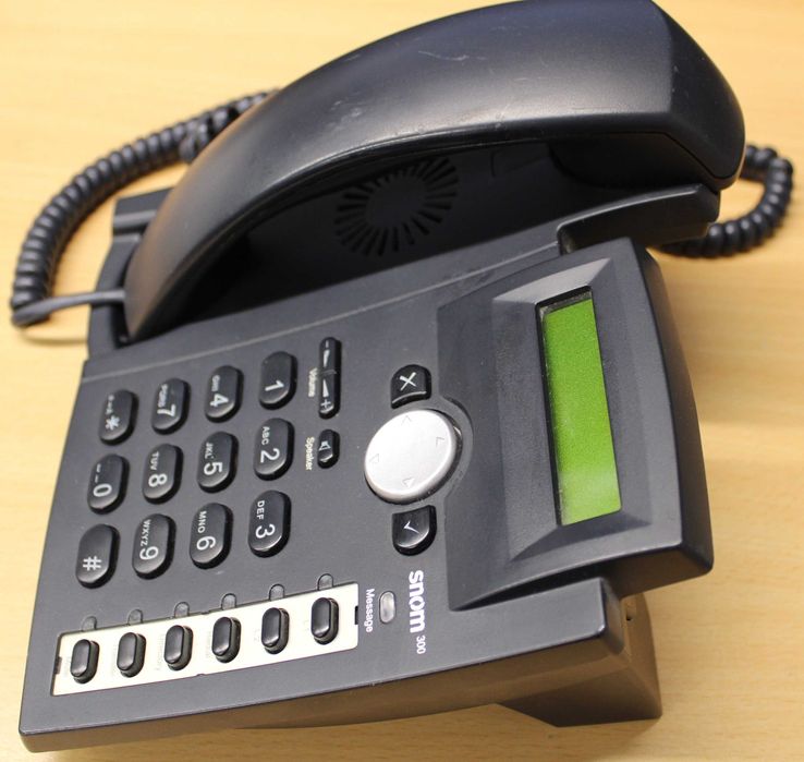 IP телефон Snom 300