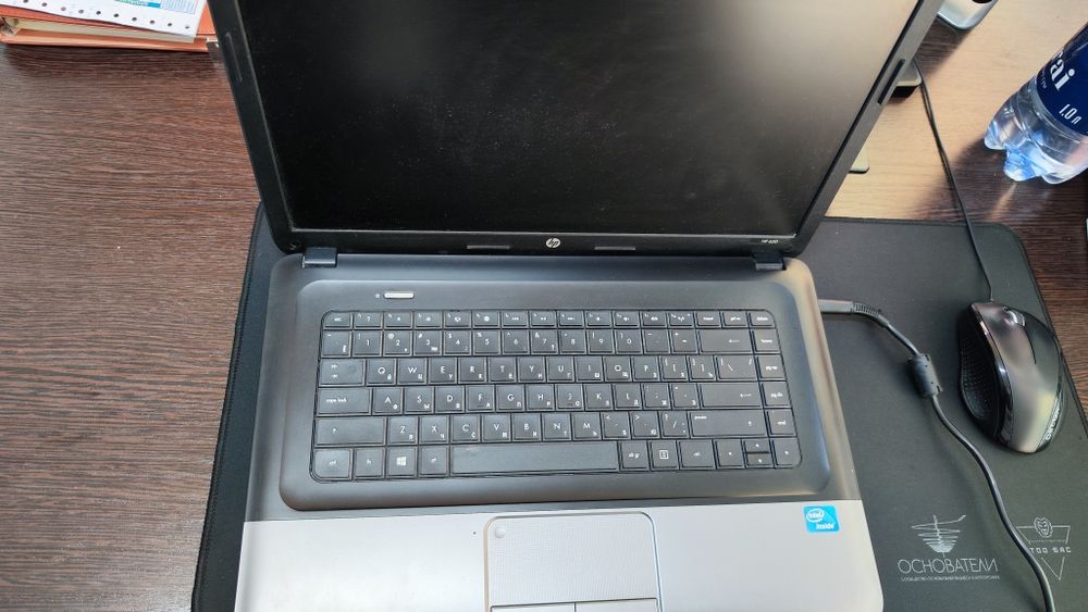 Ноутбук hp. Celeron , 4G, 320g