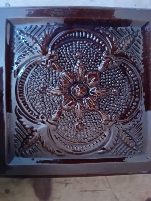 Vând Teracotă  Bistrita. Materialul este pentru o sobă pe collt.