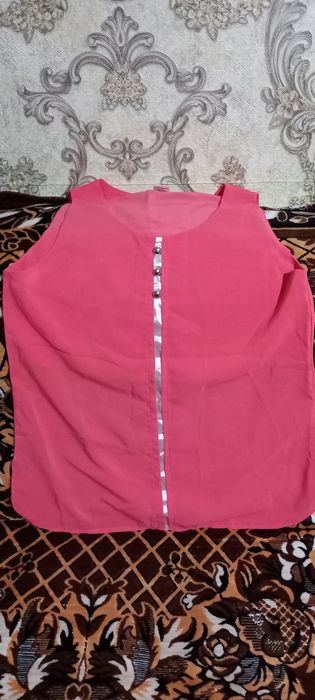 Продам шифононовую кофточку