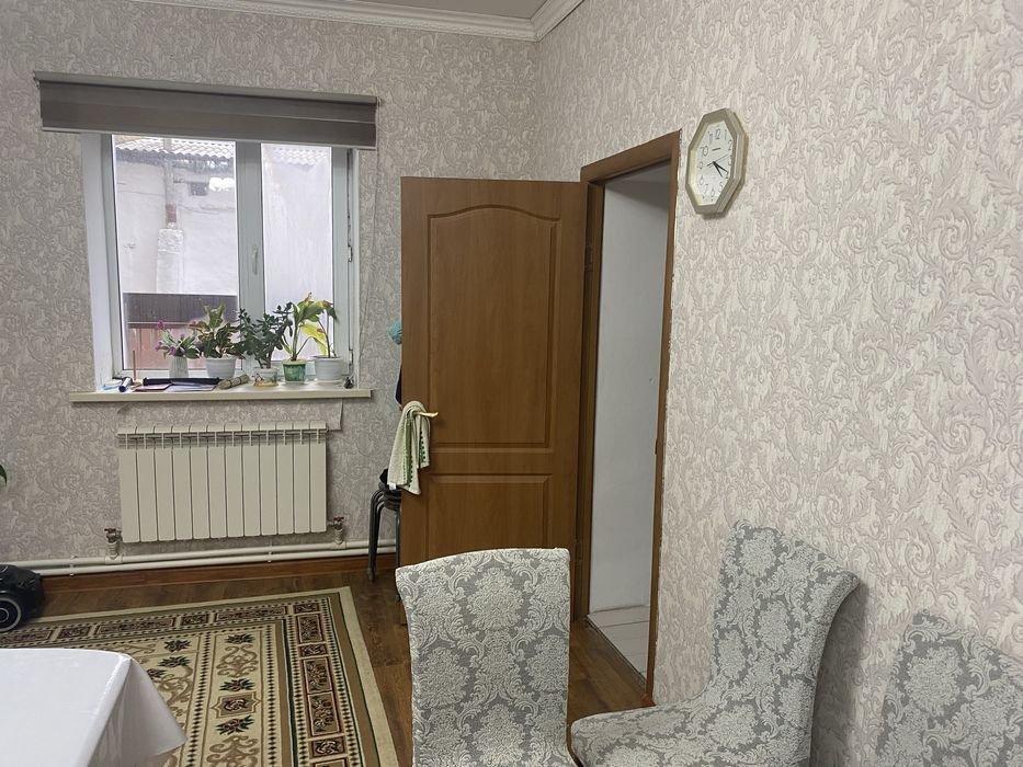 Продам квартиру в жилянке срочно