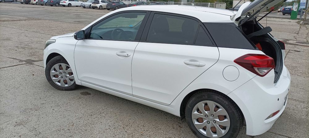 HYUNDAI i20 2016 — imagine 4