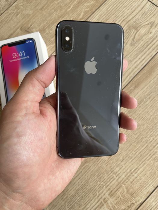 Продам iphone X 256