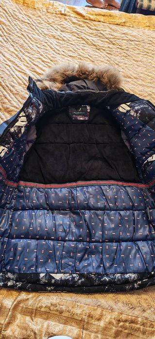 Куртки осень и зима продам