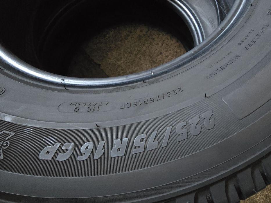 Michelin 225/75 R16 C 116Q MS