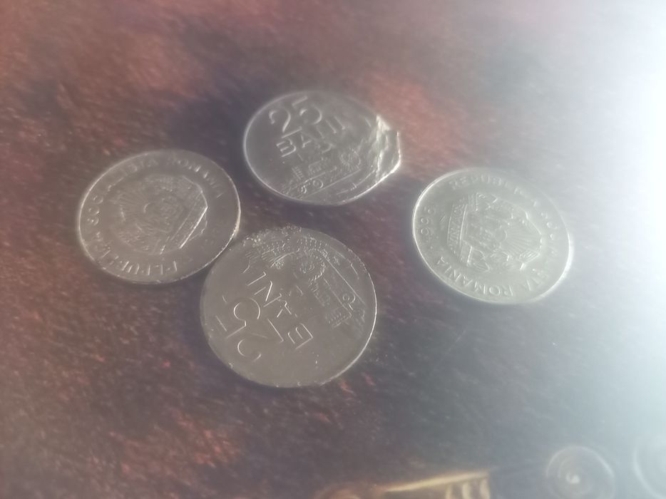 Vând monede de colecție 1000, 100,50,20 lei