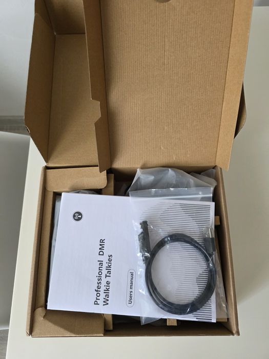 ABBREE AR-880 stație radio digitală DMR de mare putere (10W), dual-band (VHF/UHF)