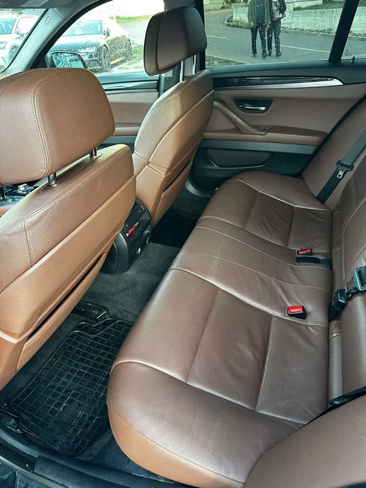 Vând bmw seria 5