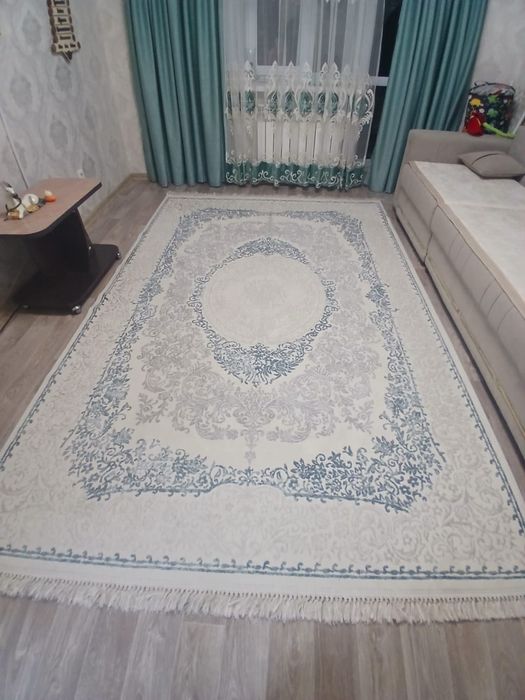 Продам ковер в отличном стостоянии