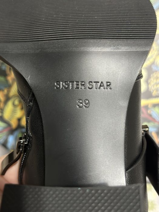 Ботинки фирмы Sister