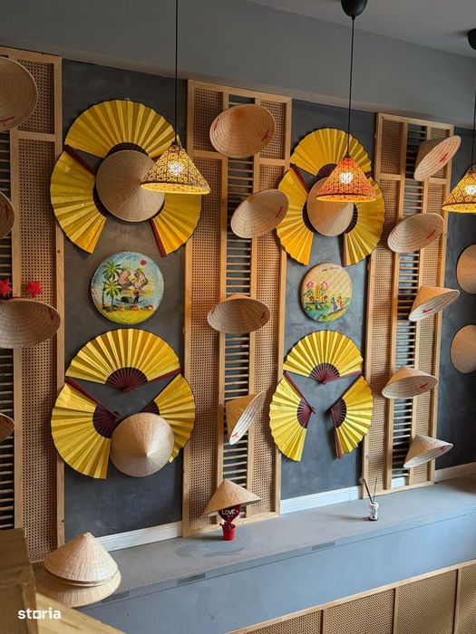 Vand Restaurant Asiatic Cu Tot Mobilierul