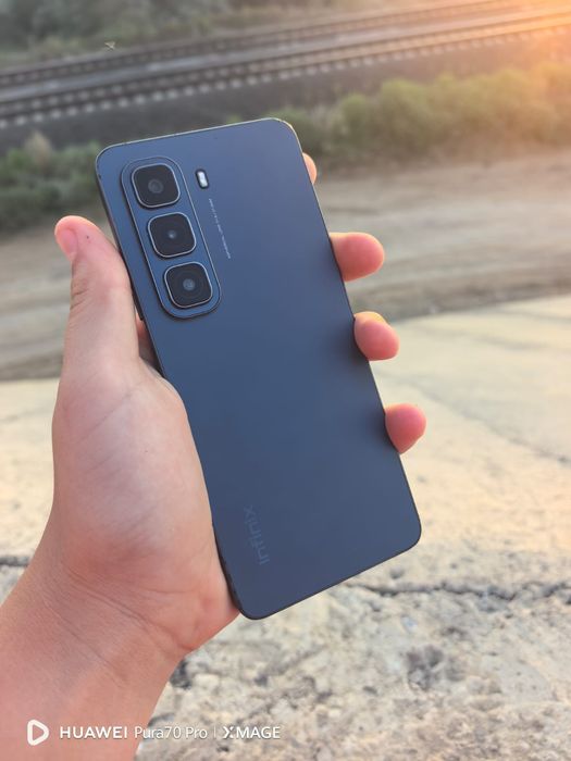 Обменяю телефон infinix hot 50