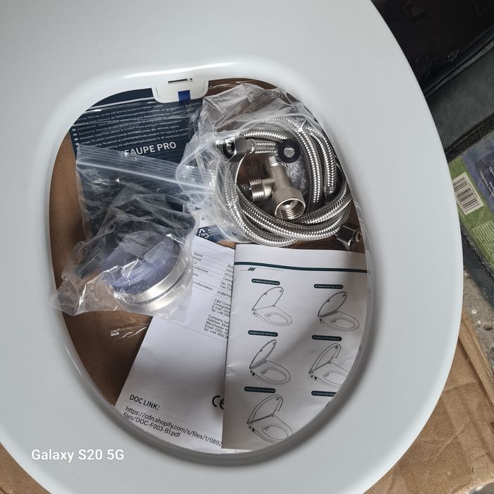 capac wc cu bideu incorporat