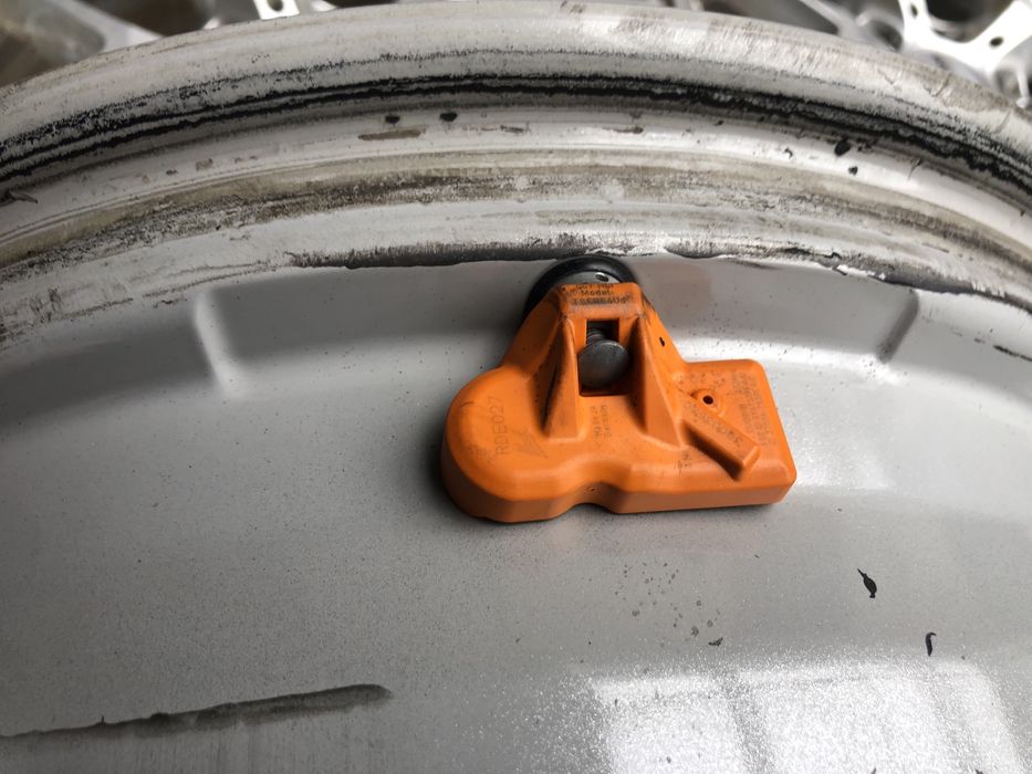 Диски на БМВ/Т5/Одиссей R17