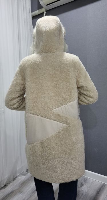 Продам женскую шубу,женская шуба