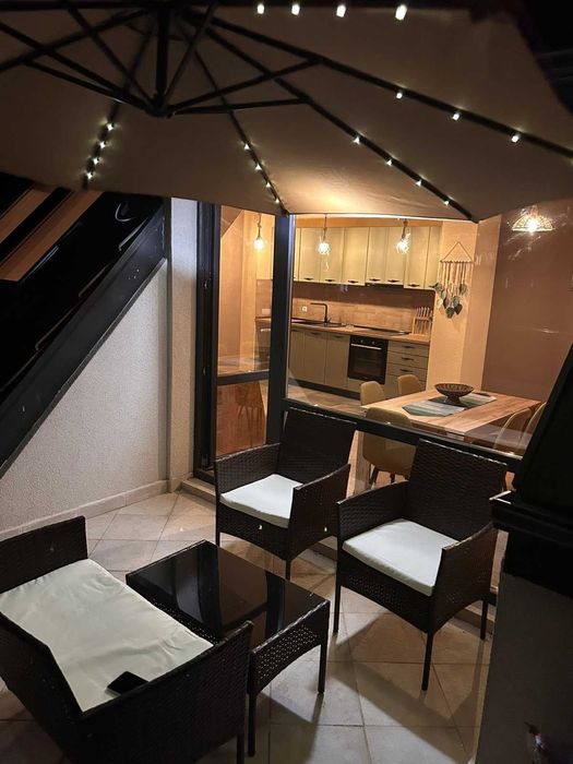 Двустаен апартамент под наем в кв. Надежда 1