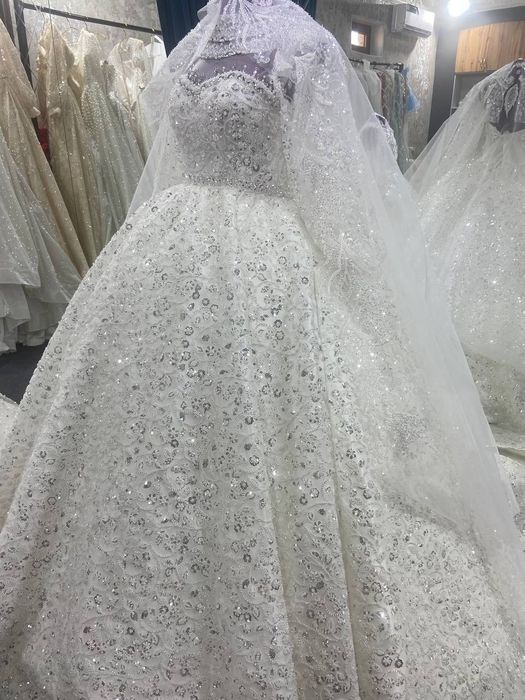 Yangi tuy liboslari xar xil turdagi yana kuylaklarimiz bor