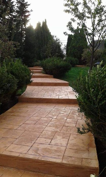 Culori/model ieftin /beton amprentat/elicopterizat