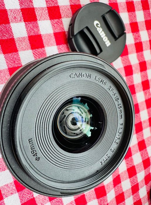 Obiectiv canon rf