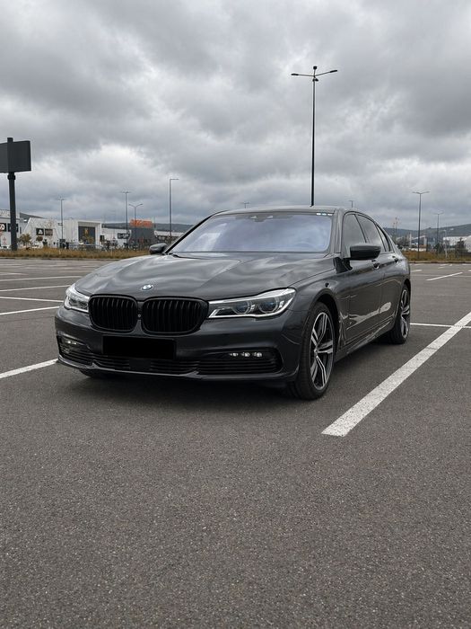 BMW Seria 7 Mașină personală adusa pe comandă din reprezentanta Germania