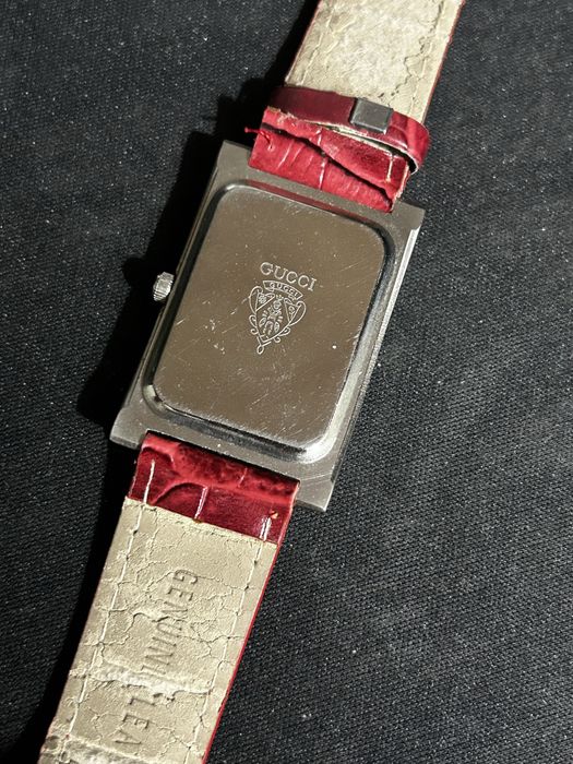 Ceas gucci rosu