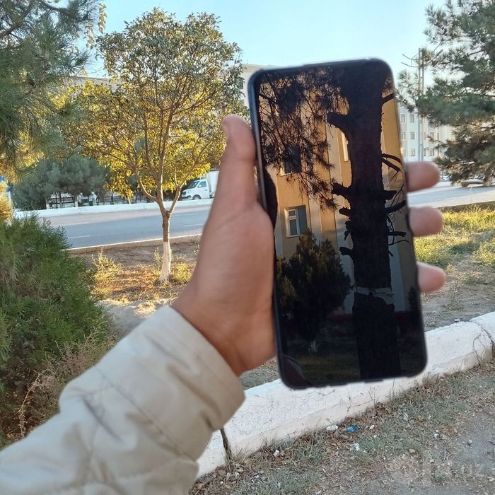 Vivo y31 telefoni