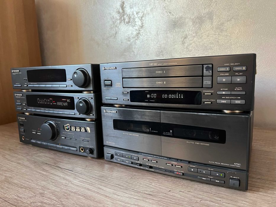 PIoneer amplificator A-P710, tuner F-P710, CD, casete deck, combina